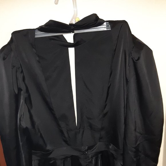 Open back satin black romper - Picture 2 of 4